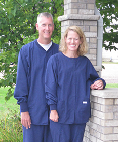 Dr. Troy and Christy Rens